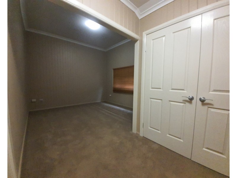 55 Anakie Street, Emerald QLD 4720