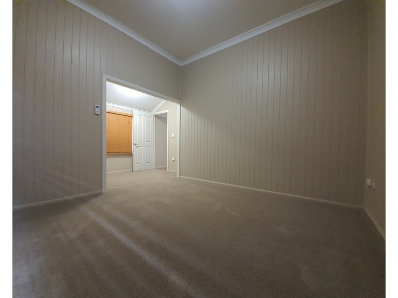 55 Anakie Street, Emerald QLD 4720