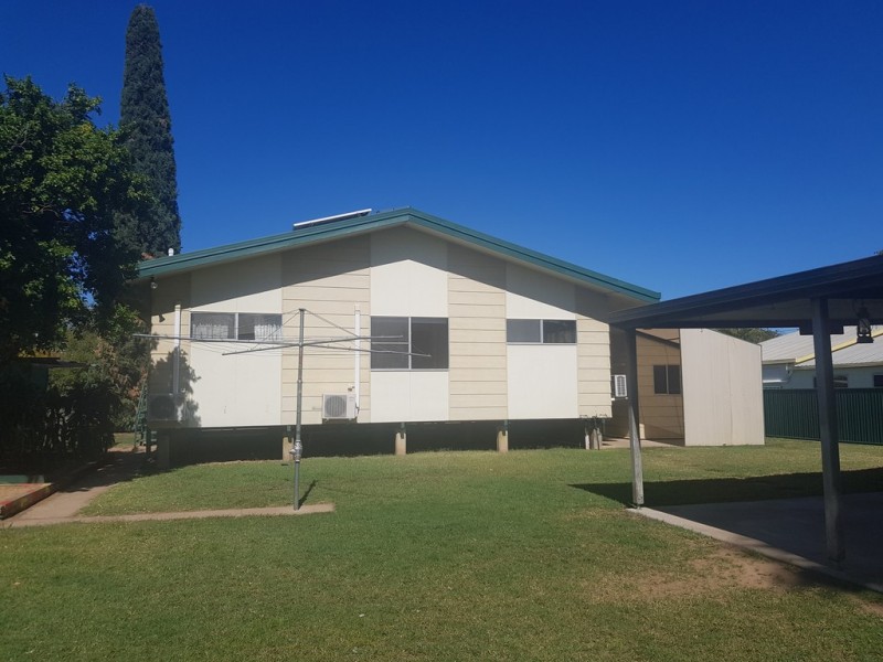 3 Leichhardt St, Emerald QLD 4720