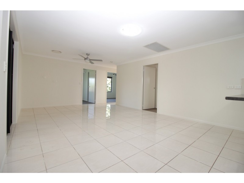 7 Spellman Street, Emerald QLD 4720