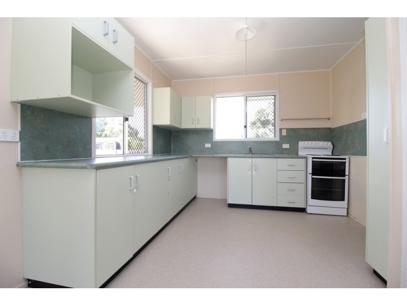 7 Pill Street, Emerald QLD 4720