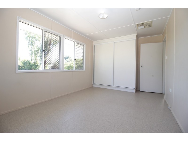7 Pill Street, Emerald QLD 4720