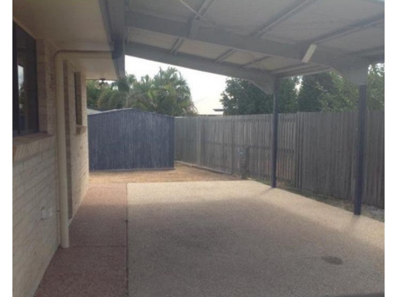 6 Coombs Court, Emerald QLD 4720