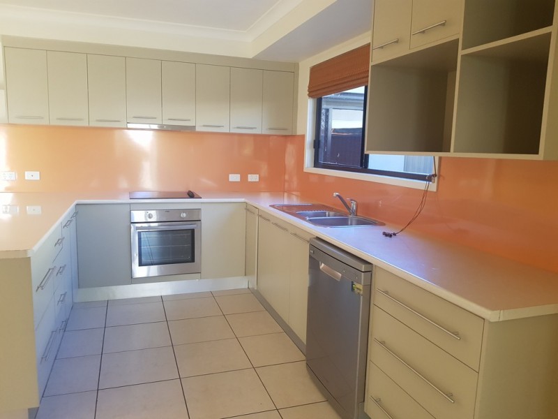 10/68 Moody Street, Emerald QLD 4720