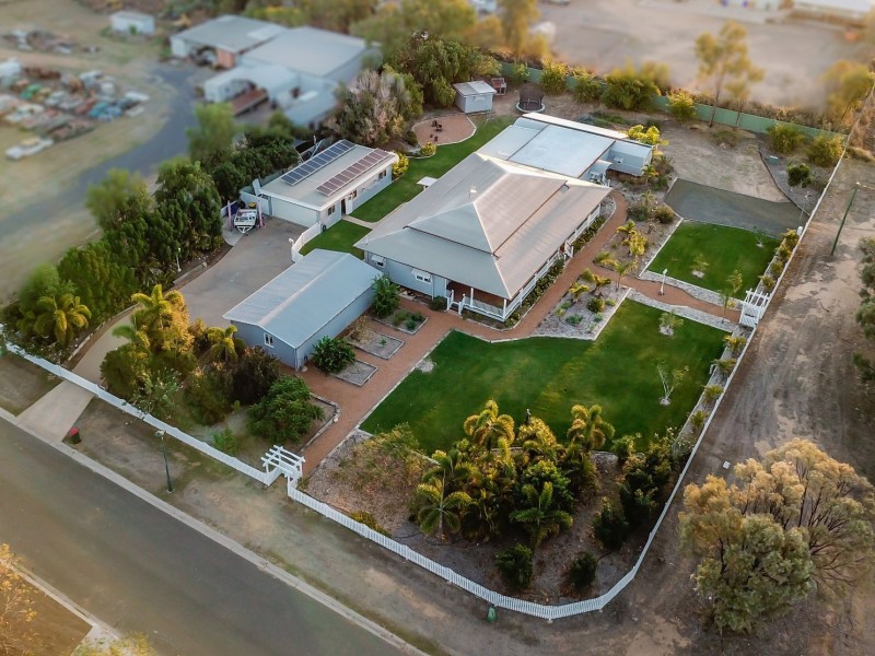 30 Braeside Road, Emerald QLD 4720