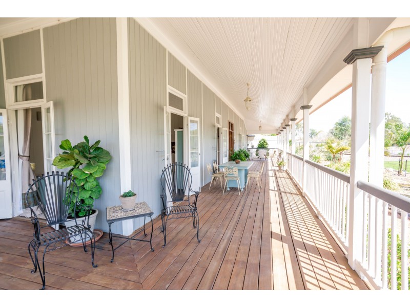 30 Braeside Road, Emerald QLD 4720