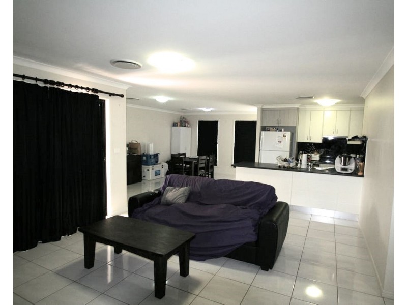 36 Lakeside Drive, Emerald QLD 4720