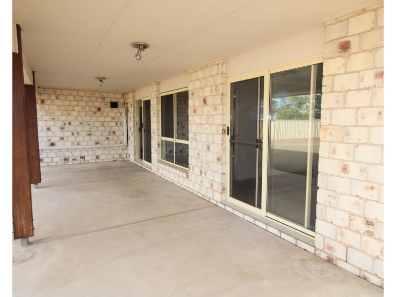 4 Mitchell Street, Emerald QLD 4720