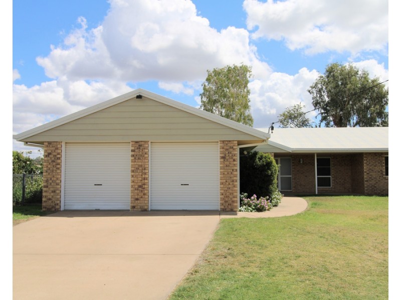 13 Cardinal Drive, Emerald QLD 4720