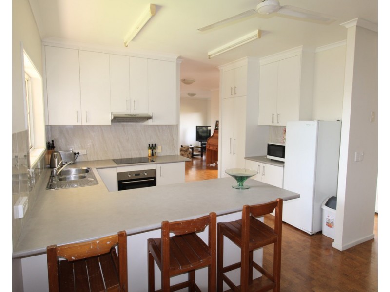 13 Cardinal Drive, Emerald QLD 4720