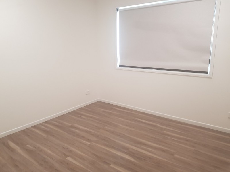 11 Vale Street, Emerald QLD 4720