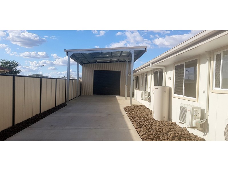 11 Vale Street, Emerald QLD 4720