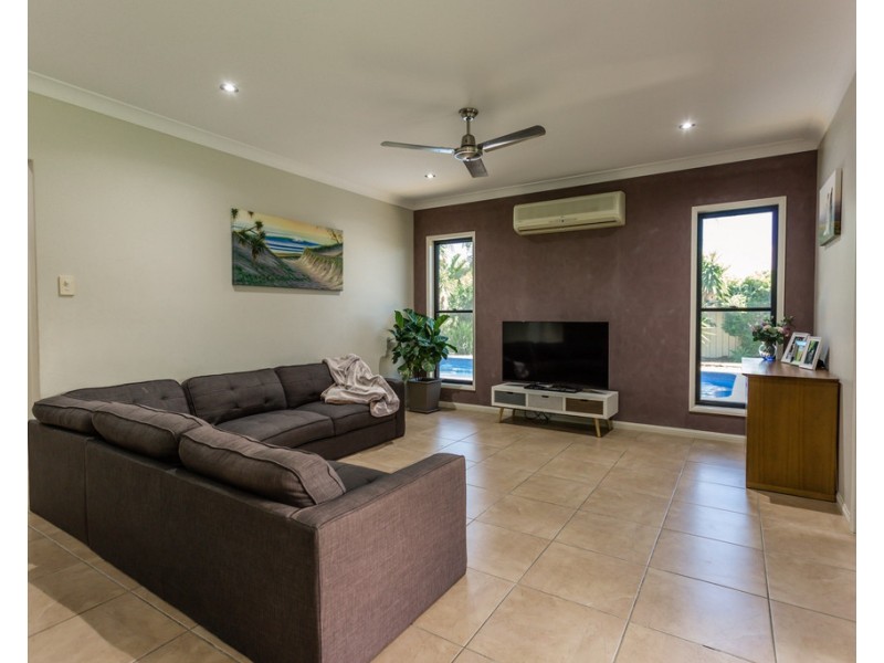 32 Callaghan Street, Emerald QLD 4720