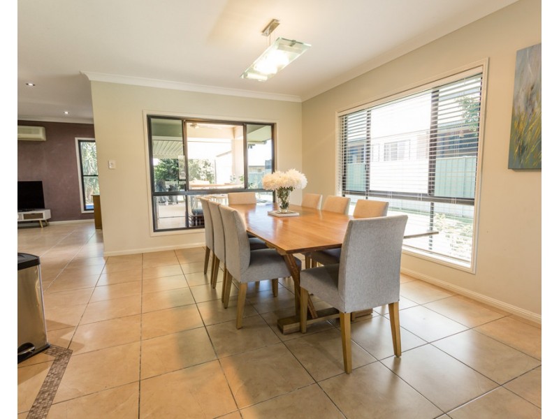 32 Callaghan Street, Emerald QLD 4720