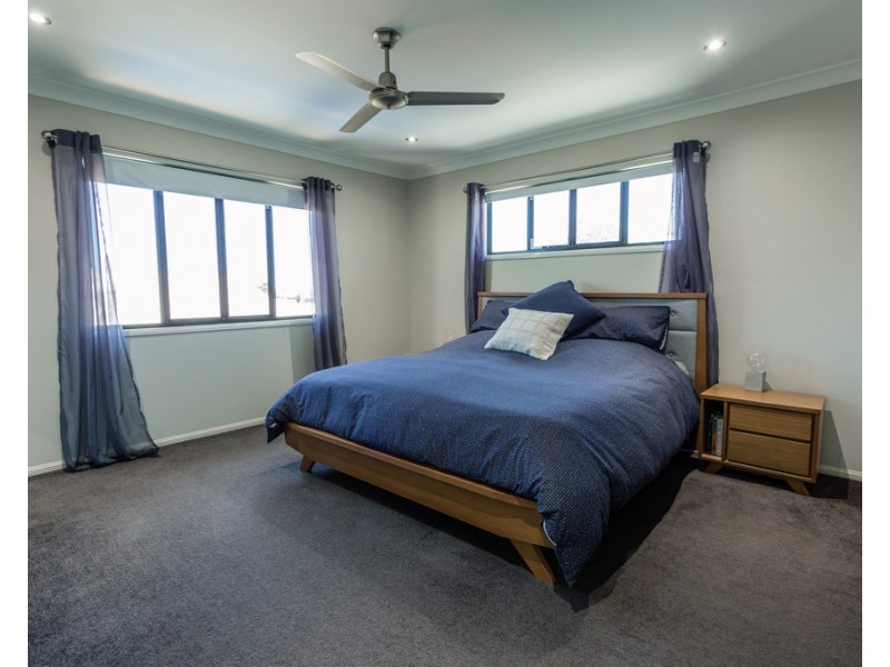 32 Callaghan Street, Emerald QLD 4720