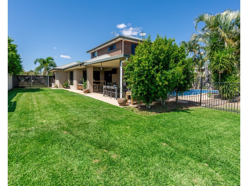 32 Callaghan Street, Emerald QLD 4720