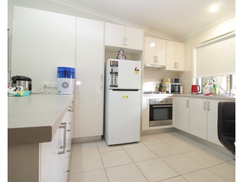 18/5 Rivergum Drive, Emerald QLD 4720
