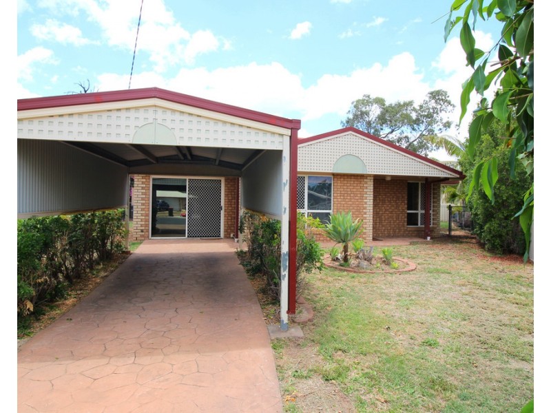 4 Wren Court, Emerald QLD 4720