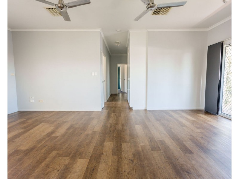 9/43 Loch Street, Emerald QLD 4720