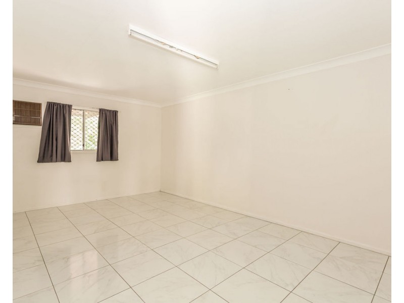 9/43 Loch Street, Emerald QLD 4720