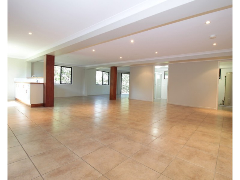 23 Centenary Drive, Emerald QLD 4720