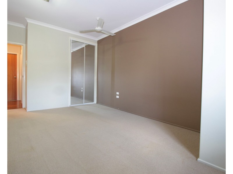 23 Centenary Drive, Emerald QLD 4720