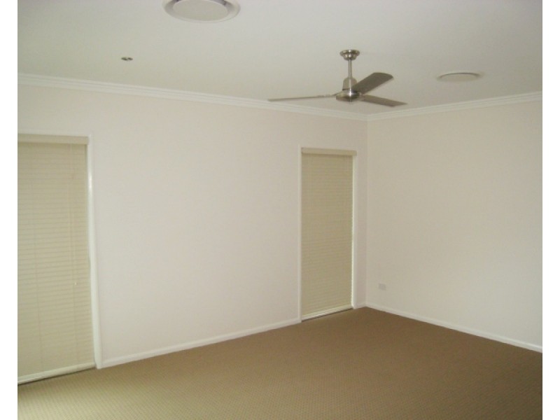 20 Kidd Street, Emerald QLD 4720