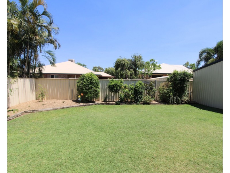 5 Coombs Court, Emerald QLD 4720