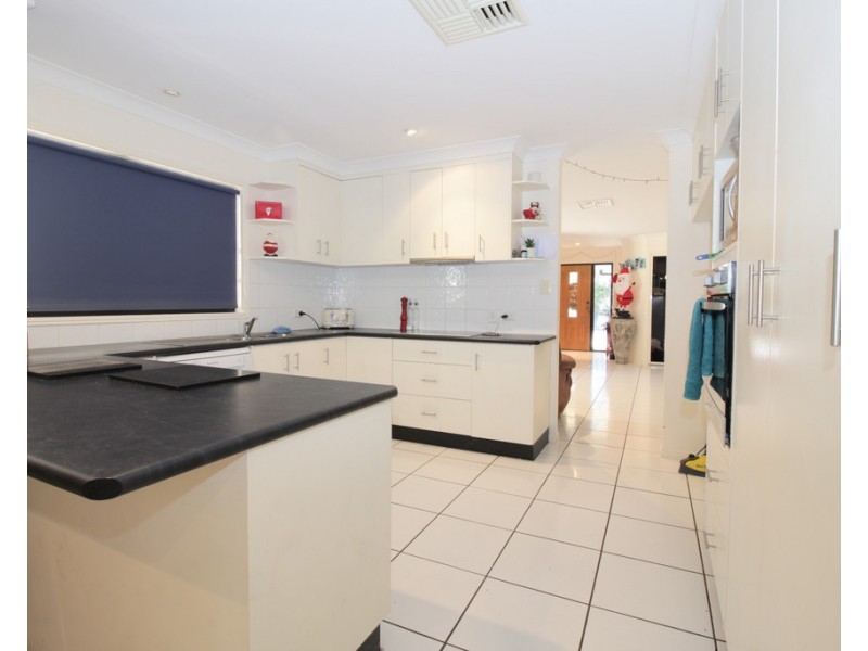 21 Dodd Drive, Emerald QLD 4720