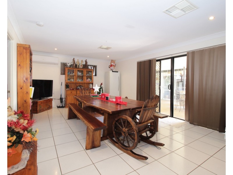 21 Dodd Drive, Emerald QLD 4720