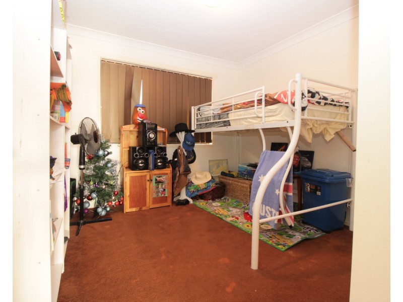 21 Dodd Drive, Emerald QLD 4720