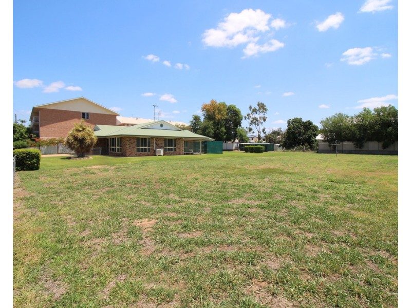 15 School Lane, Emerald QLD 4720