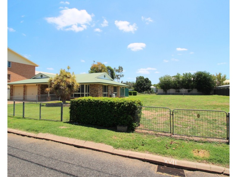 15 School Lane, Emerald QLD 4720