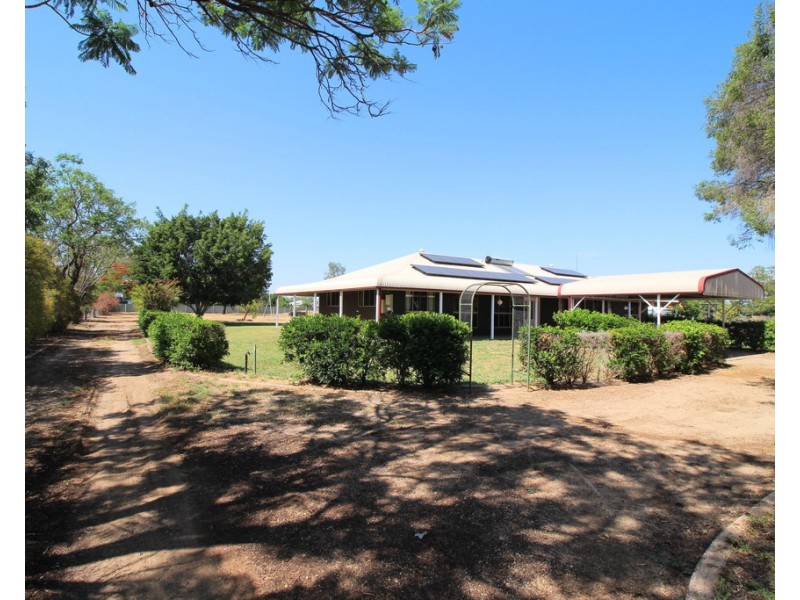 10 Pritchard Road, Emerald QLD 4720