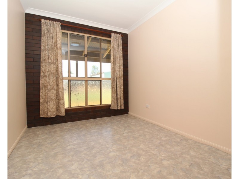 10 Pritchard Road, Emerald QLD 4720