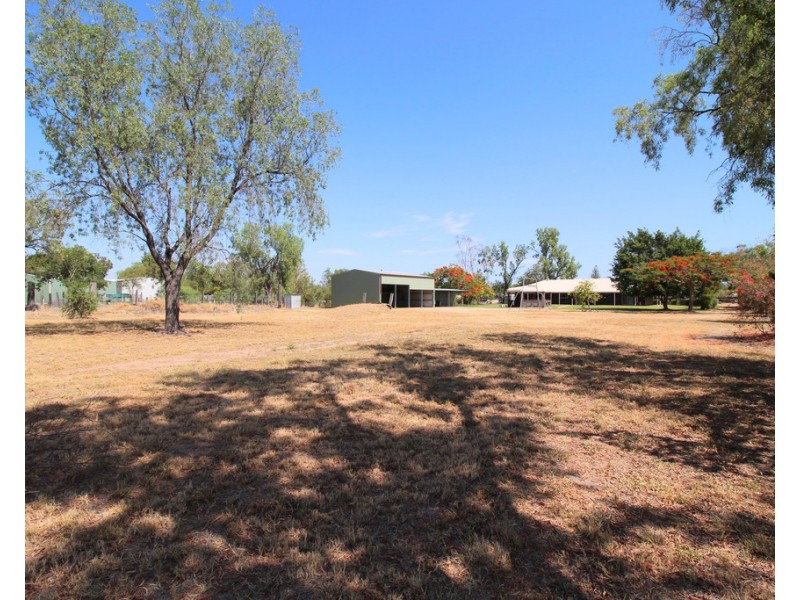10 Pritchard Road, Emerald QLD 4720