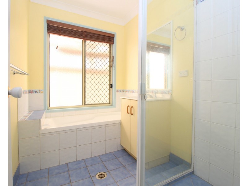 56 Long Street, Emerald QLD 4720