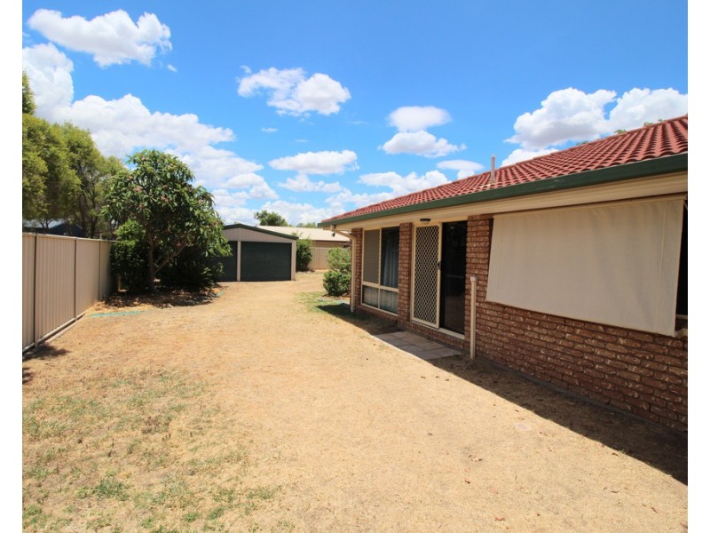 56 Long Street, Emerald QLD 4720