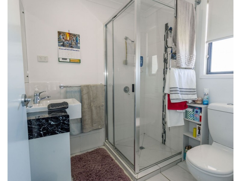 1 Sewell Street, Emerald QLD 4720