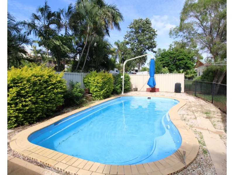 64 Loch Street, Emerald QLD 4720