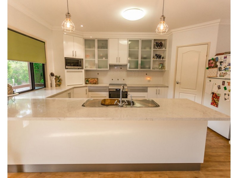 16 Coaker Drive, Emerald QLD 4720