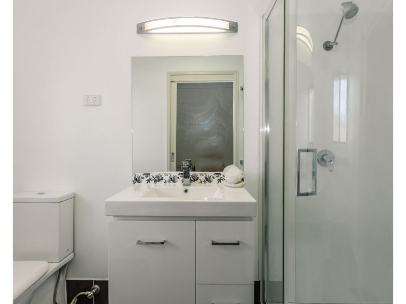 16 Coaker Drive, Emerald QLD 4720