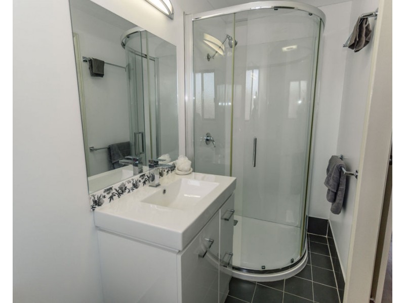 16 Coaker Drive, Emerald QLD 4720