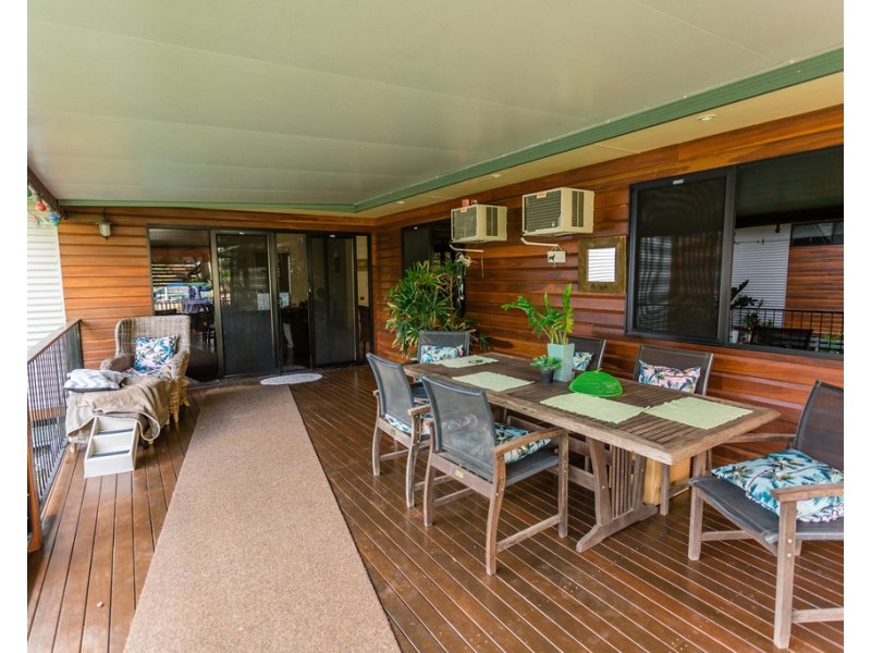 16 Coaker Drive, Emerald QLD 4720