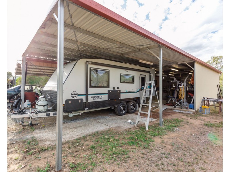 16 Coaker Drive, Emerald QLD 4720