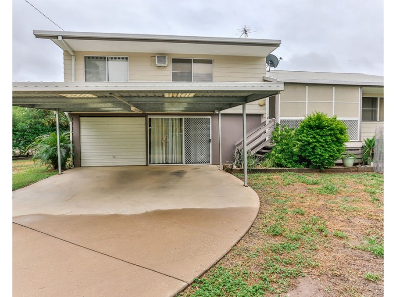 67 Park Avenue, Emerald QLD 4720