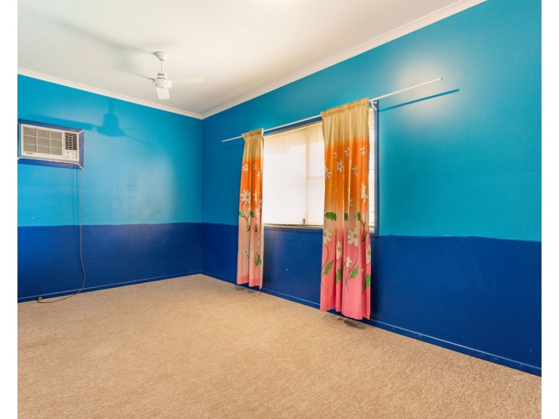 67 Park Avenue, Emerald QLD 4720