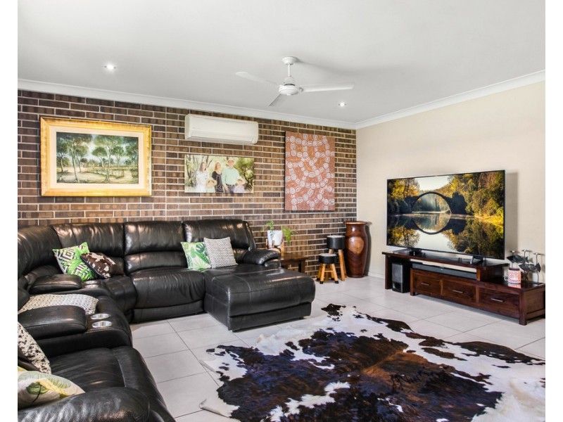 91 Hibernia Road, Capella QLD 4723