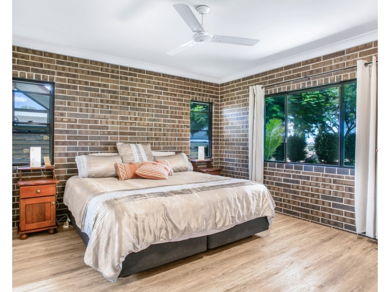 91 Hibernia Road, Capella QLD 4723