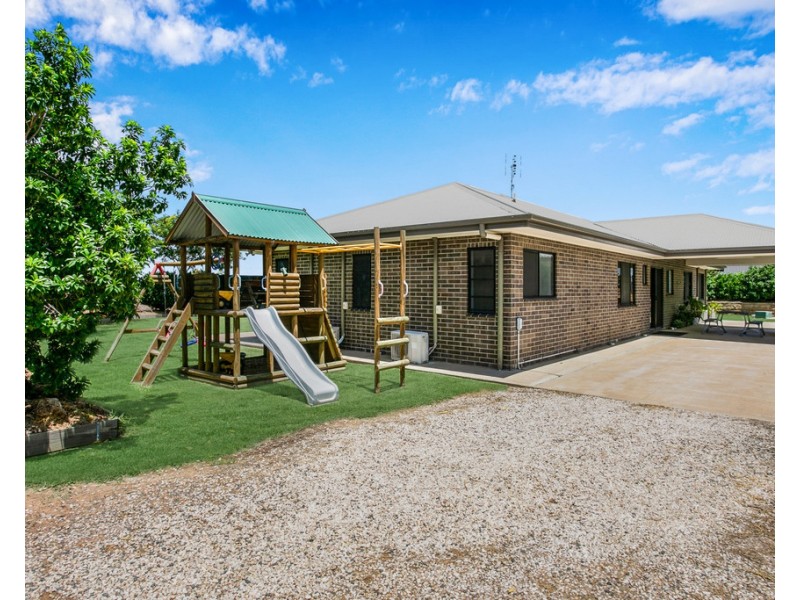 91 Hibernia Road, Capella QLD 4723